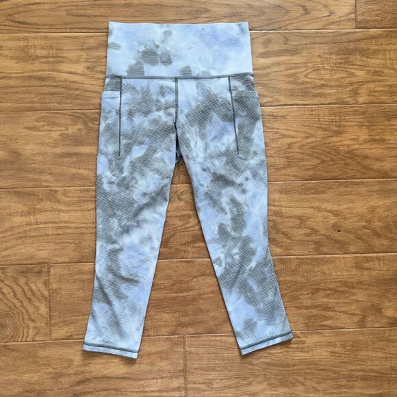 Athleta Capri Size XS Salutation Stash Pocket II Textured Blue/Gray Stripe - Picture 1 of 11